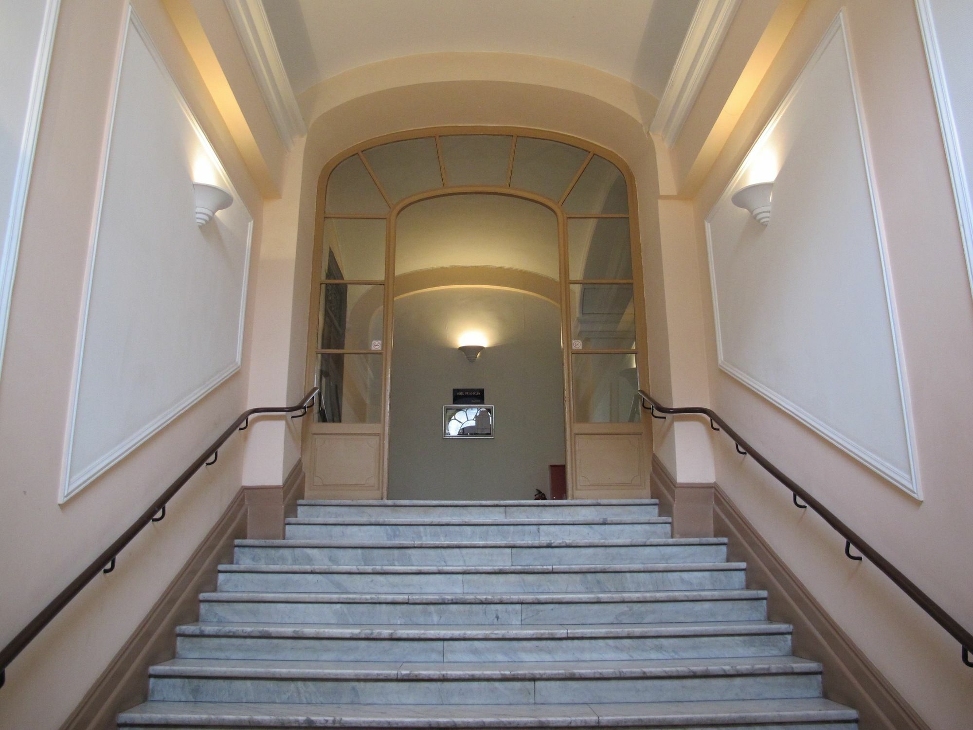 Centre Carre D'or Apartment Nice