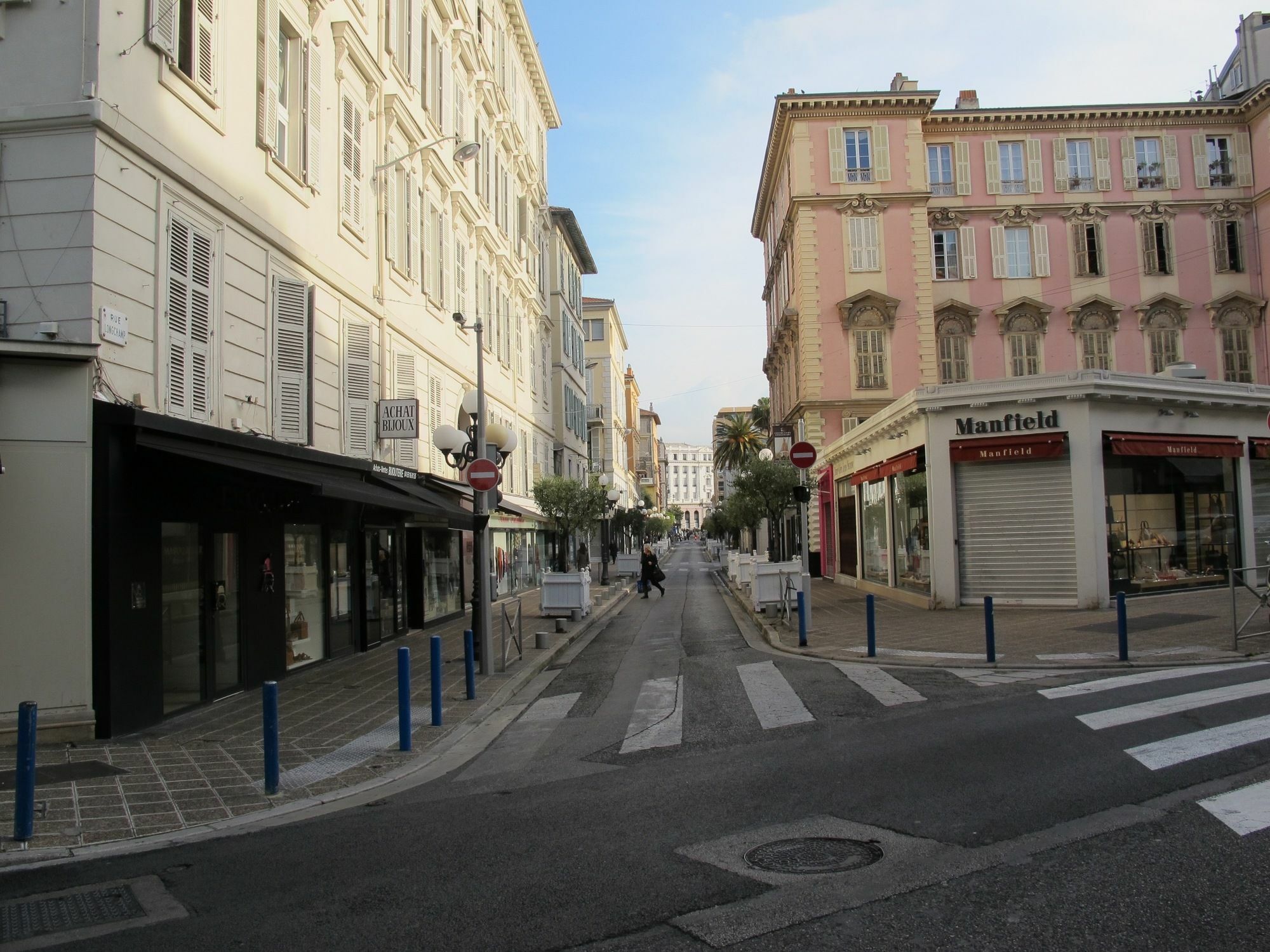 Centre Carré D’or Niza